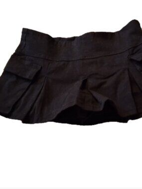 Almost Famous Womens Size M Black Pleated Pockets High Rise Stretch Micro Skort